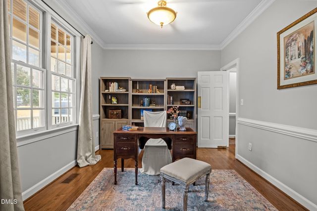 102 Parkroyale Lane, Cary, NC 27519