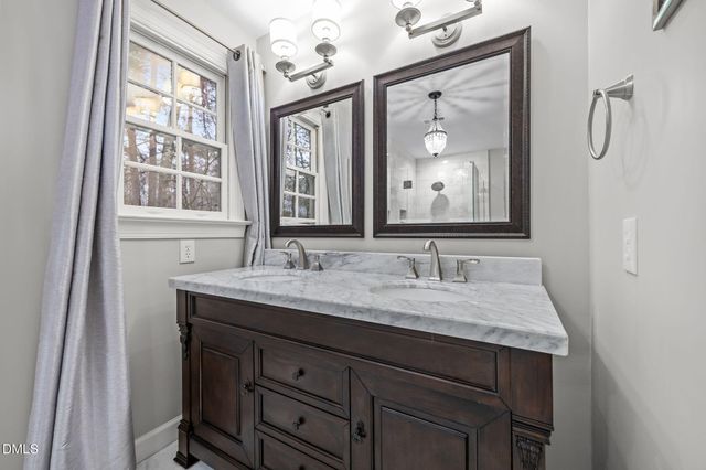 102 Parkroyale Lane, Cary, NC 27519