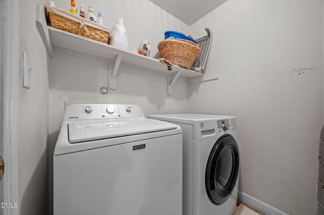 102 Parkroyale Lane, Cary, NC 27519