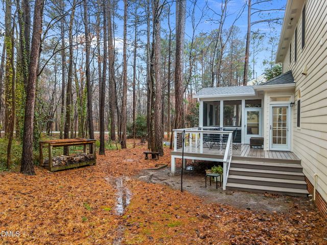 102 Parkroyale Lane, Cary, NC 27519