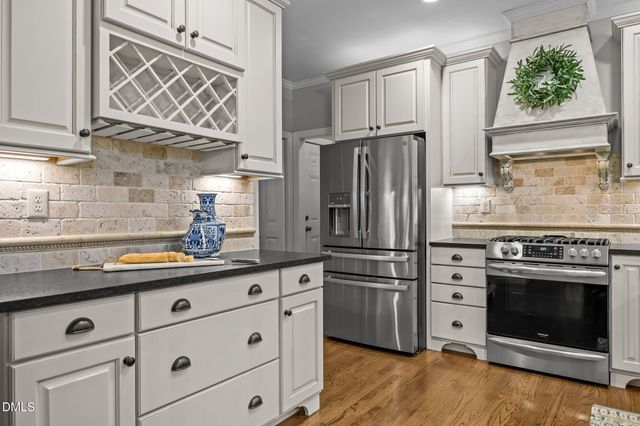 102 Parkroyale Lane, Cary, NC 27519