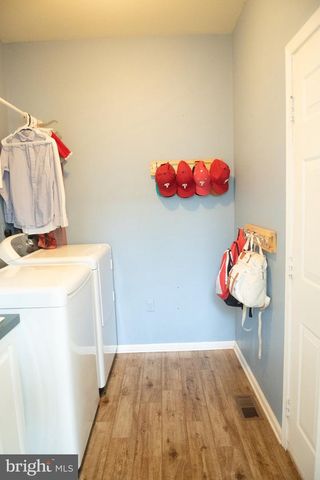 208 BELGIAN DR, Spring City, PA 19475