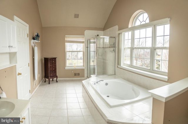 208 BELGIAN DR, Spring City, PA 19475