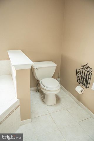 208 BELGIAN DR, Spring City, PA 19475