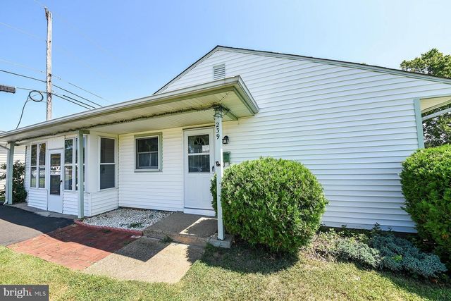 239 TEWKSBURY RD, Fairless Hills, PA 19030