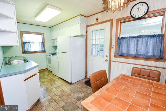 239 TEWKSBURY RD, Fairless Hills, PA 19030