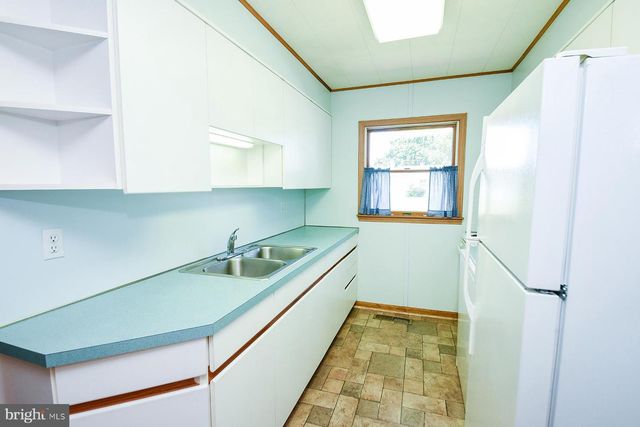 239 TEWKSBURY RD, Fairless Hills, PA 19030