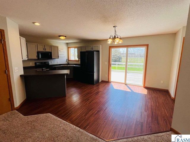 1232 SW Menk Drive, St. Peter, MN 56082