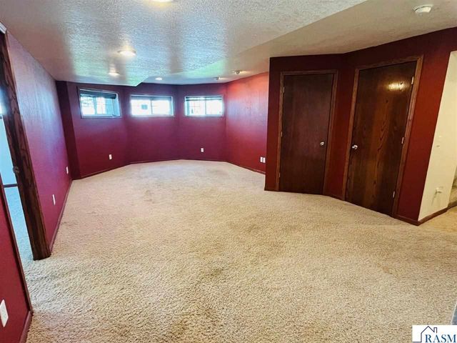 1232 SW Menk Drive, St. Peter, MN 56082