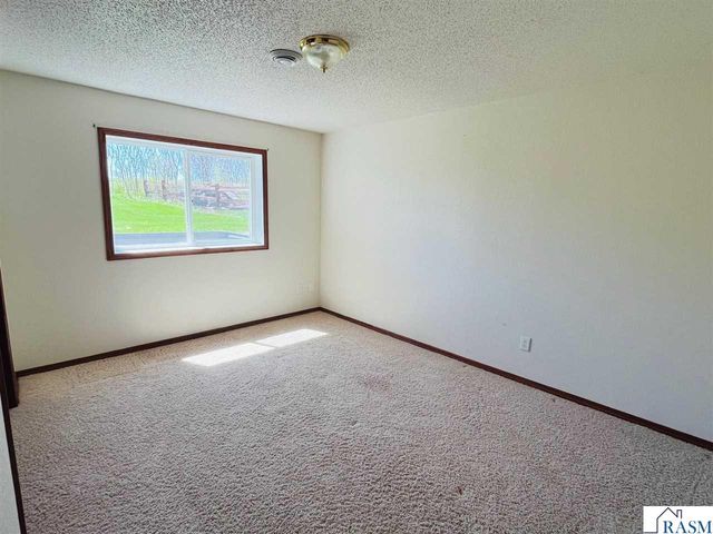 1232 SW Menk Drive, St. Peter, MN 56082