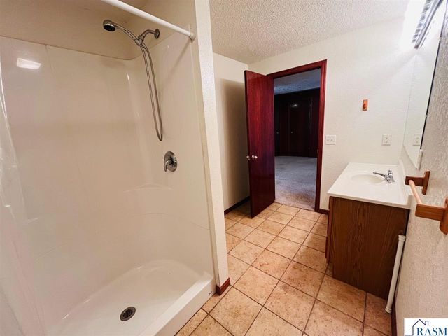 1232 SW Menk Drive, St. Peter, MN 56082