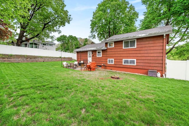 130 Colgate Road, Nashua, NH 03064