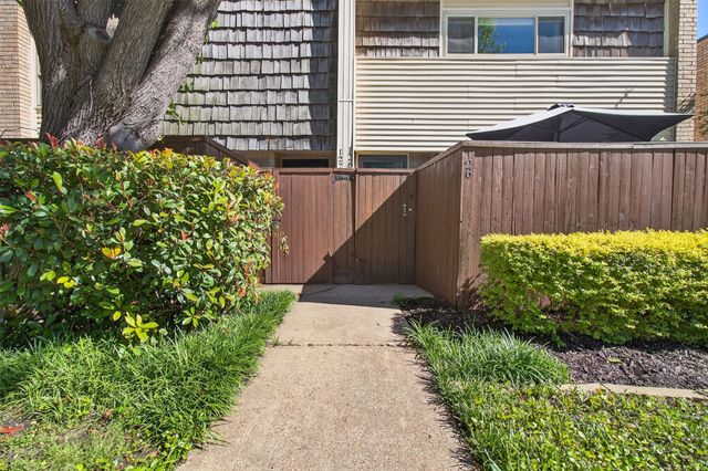 2702 Douglas Avenue 126, Dallas, TX 75219