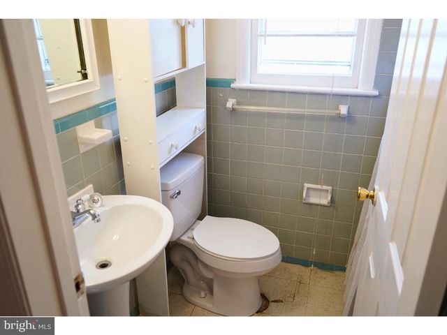 8301 LEGATION RD, Hyattsville, MD 20784