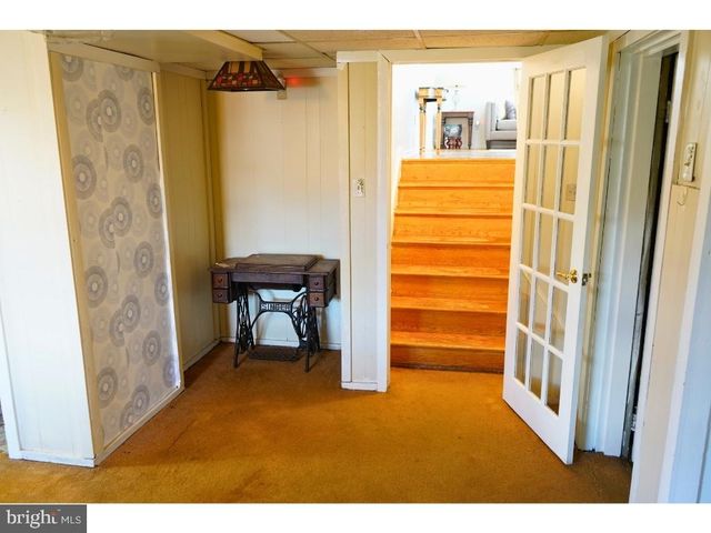8301 LEGATION RD, Hyattsville, MD 20784