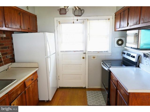 8301 LEGATION RD, Hyattsville, MD 20784