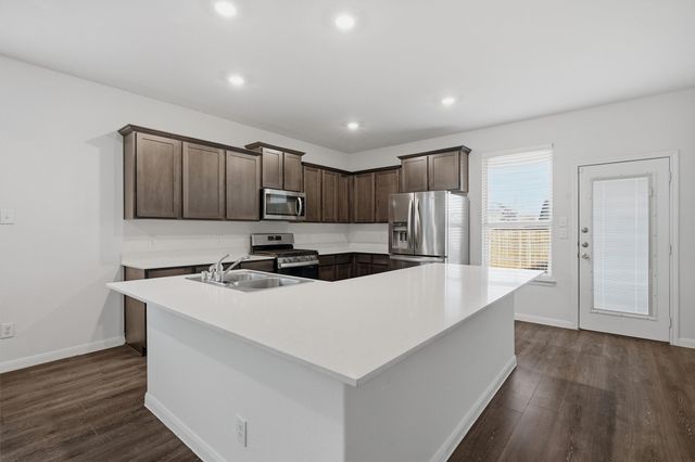 3947 Oak Creek Circle, Denison, TX 75020