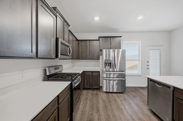 3947 Oak Creek Circle, Denison, TX 75020