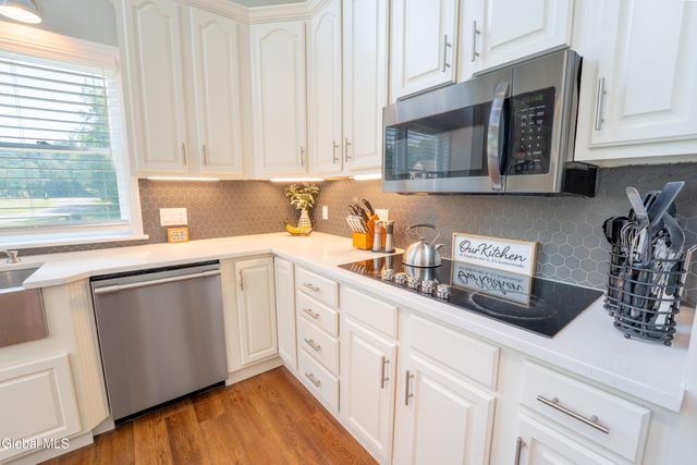 119 Progress Heights, Mayfield, NY 12078