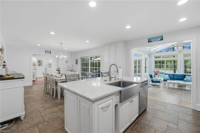3913 Regal CT, Virginia Beach, VA 23452