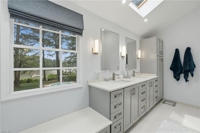 3913 Regal CT, Virginia Beach, VA 23452