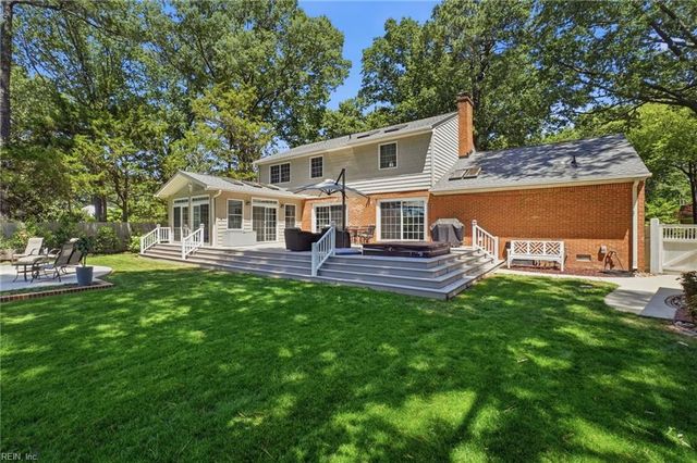 3913 Regal CT, Virginia Beach, VA 23452