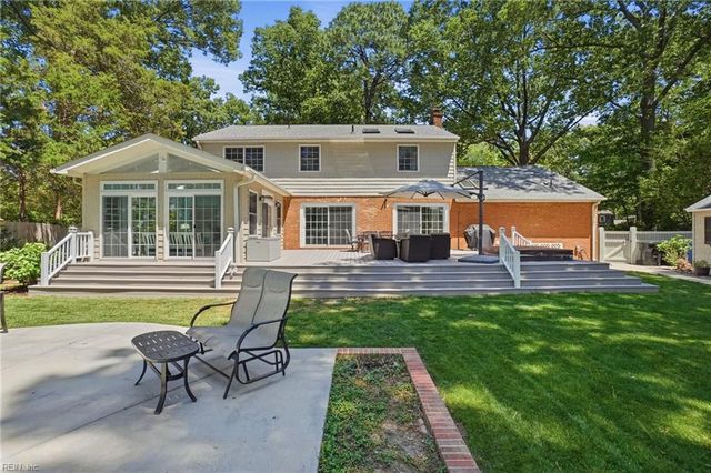 3913 Regal CT, Virginia Beach, VA 23452