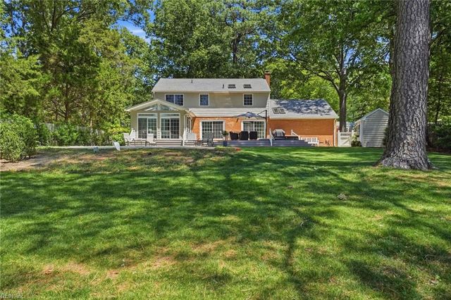 3913 Regal CT, Virginia Beach, VA 23452
