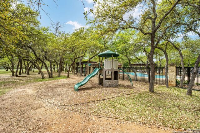 615 Caballo TRL, Canyon Lake, TX 78133