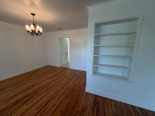 74 E Garland Avenue, Fresno, CA 93704