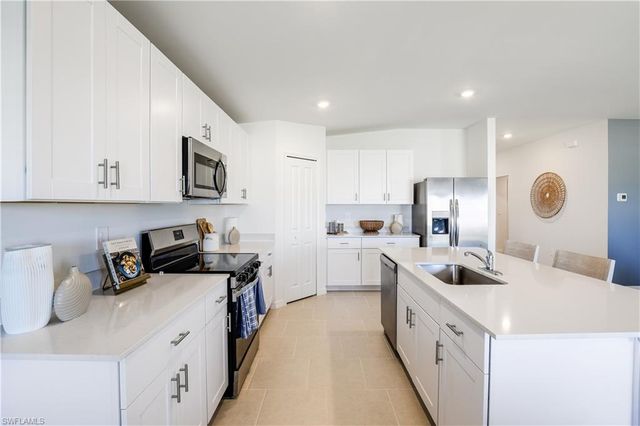 17139 Pompeii WAY, North Fort Myers, FL 33917