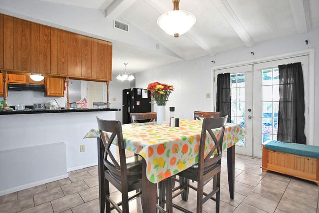 1810 E Colgate Street, Lubbock, TX 79403