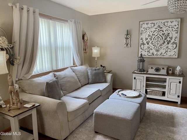 37 Stephanie Lane, Queensbury, NY 12804