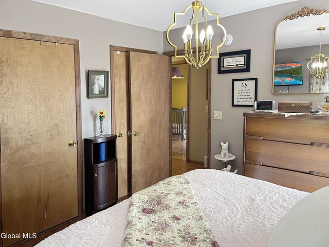 37 Stephanie Lane, Queensbury, NY 12804