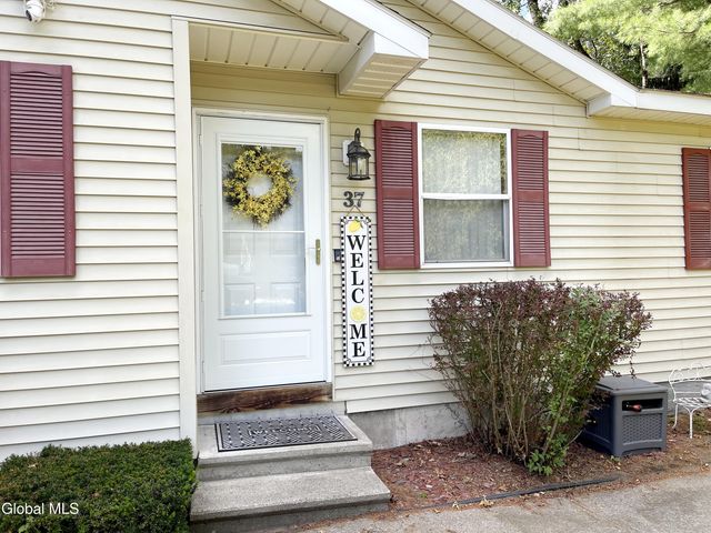 37 Stephanie Lane, Queensbury, NY 12804
