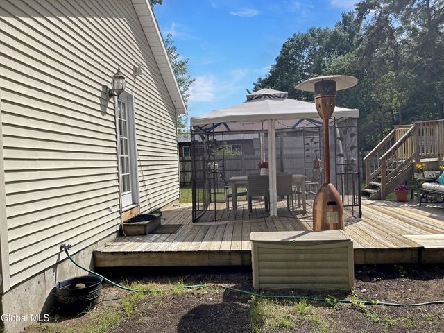 37 Stephanie Lane, Queensbury, NY 12804