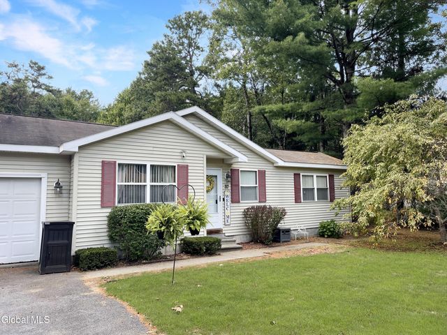 37 Stephanie Lane, Queensbury, NY 12804