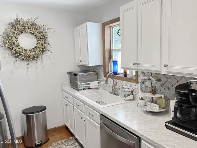 37 Stephanie Lane, Queensbury, NY 12804