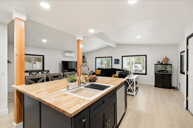 11266 Sierra Cir, Penn Valley, CA 95946