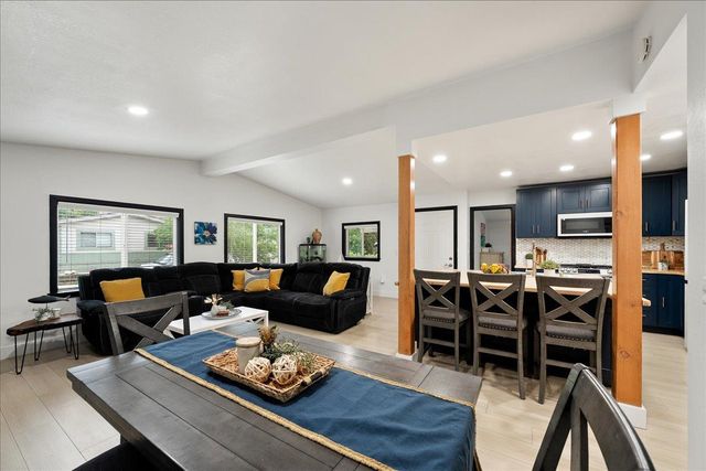 11266 Sierra Cir, Penn Valley, CA 95946