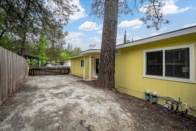 11266 Sierra Cir, Penn Valley, CA 95946