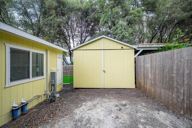 11266 Sierra Cir, Penn Valley, CA 95946