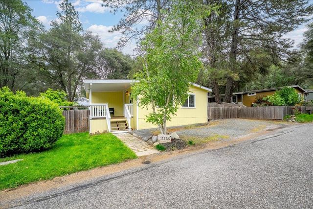 11266 Sierra Cir, Penn Valley, CA 95946