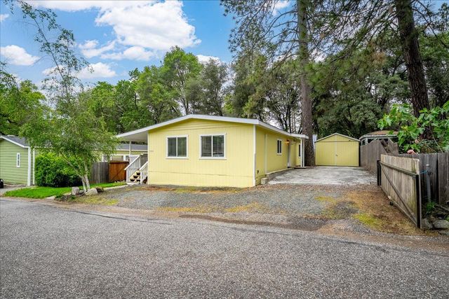 11266 Sierra Cir, Penn Valley, CA 95946