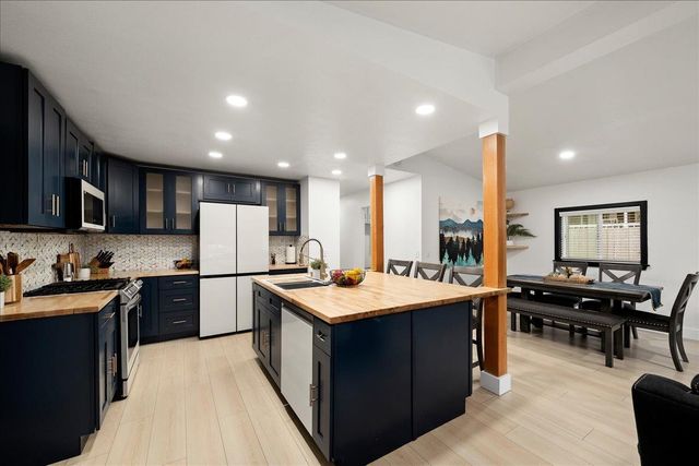 11266 Sierra Cir, Penn Valley, CA 95946