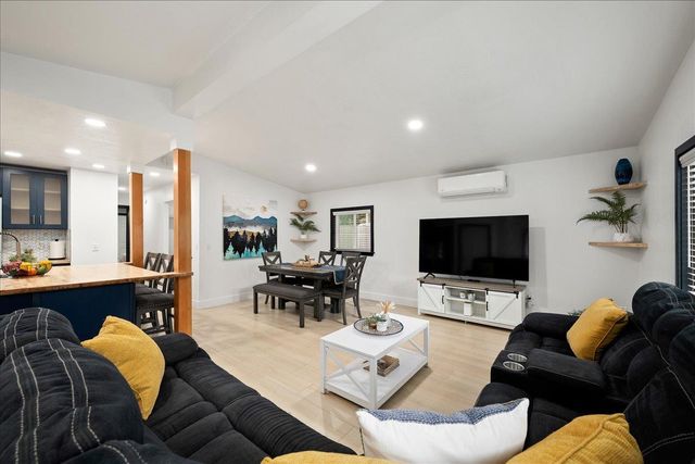 11266 Sierra Cir, Penn Valley, CA 95946