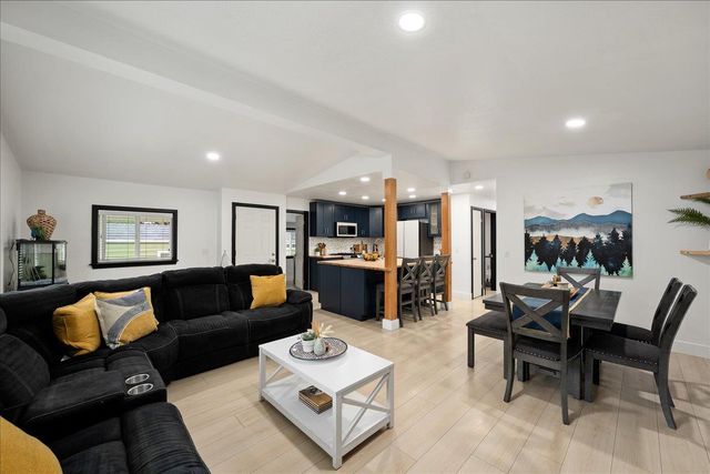 11266 Sierra Cir, Penn Valley, CA 95946