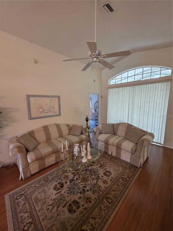 Image 13 of property listing at 10904 BROOKHAVEN DRIVE, New Port Richey, FL 34654