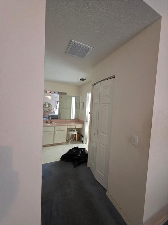 Image 20 of property listing at 10904 BROOKHAVEN DRIVE, New Port Richey, FL 34654