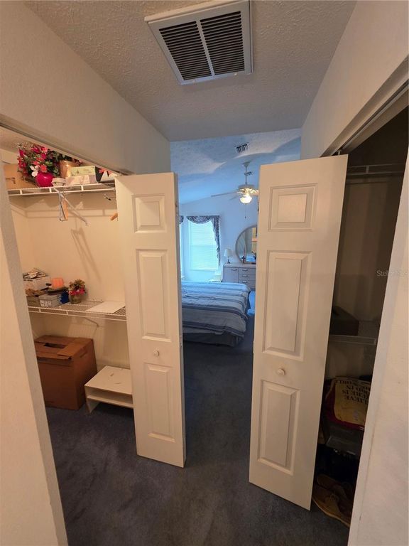 Image 21 of property listing at 10904 BROOKHAVEN DRIVE, New Port Richey, FL 34654